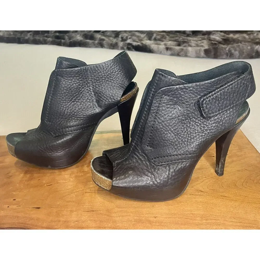 Pedro Garcia Peeptoe‎ Slingback Heel.  Bikercore Bootie Size 6/36